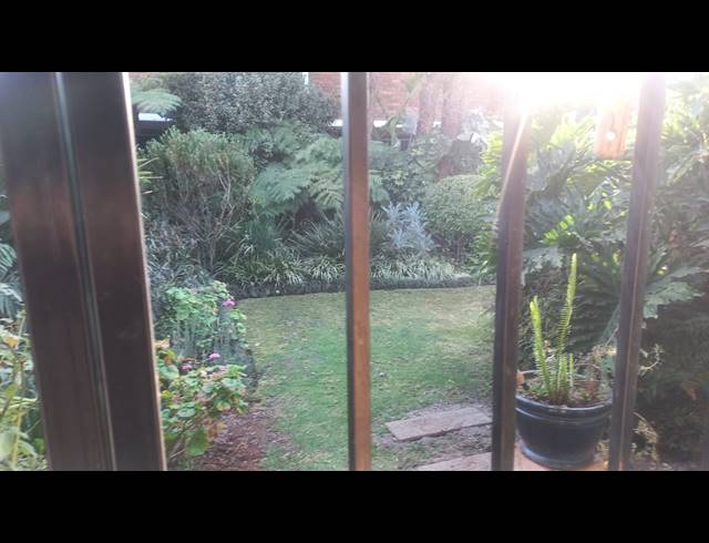2 BEDROOM APARTMENT FOR SALE IN SPRINGS CENTRAL